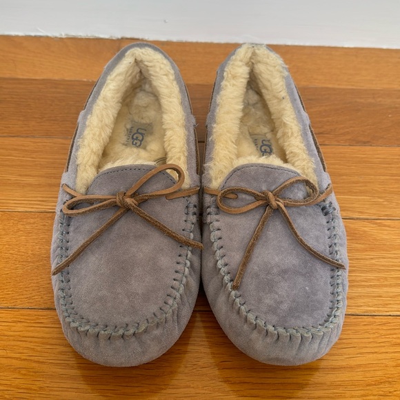 UGG Shoes - UGG Women's Dakota Moccasin Shoes